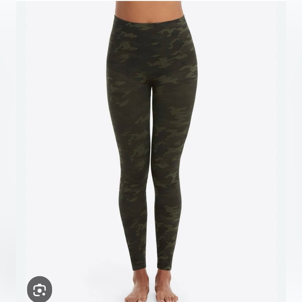 Spanx high rise Camo slimming leggings. New